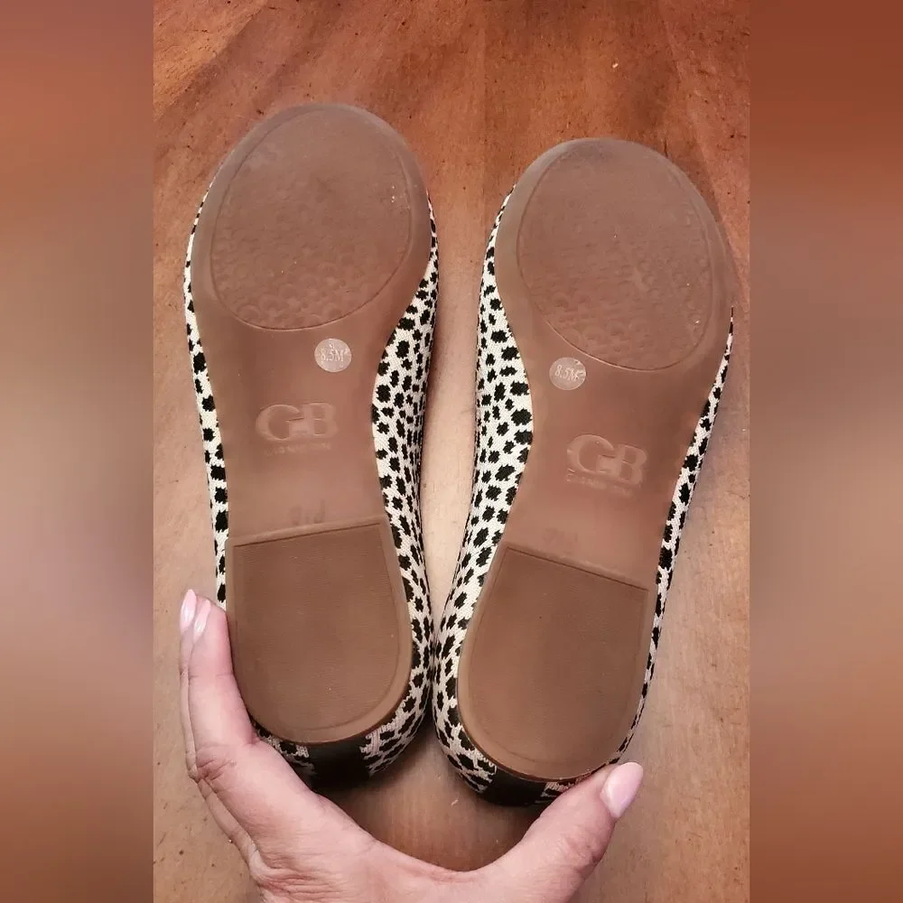Gianni Bini Black and Cream Washable Ballet Flats - Size 8.5